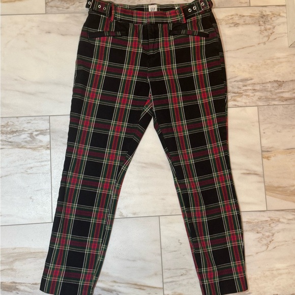 GAP Pants - Rare - GAP Signature Skinny Ankle Pants - Black, Red, Green Plaid